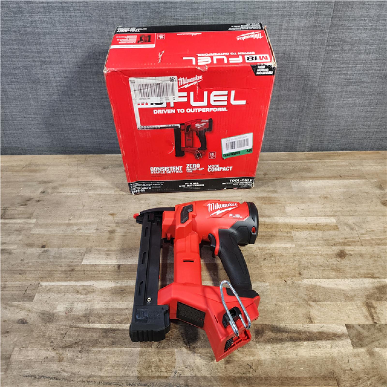 HOUSTON LOCATION - AS-IS (APPEARS LIKE NEW) MILWAUKEE FUEL 18-Volt Lithium-Ion Brushless Cordless 18-Gauge 1/4 in. Narrow Crown Stapler (Tool-Only)