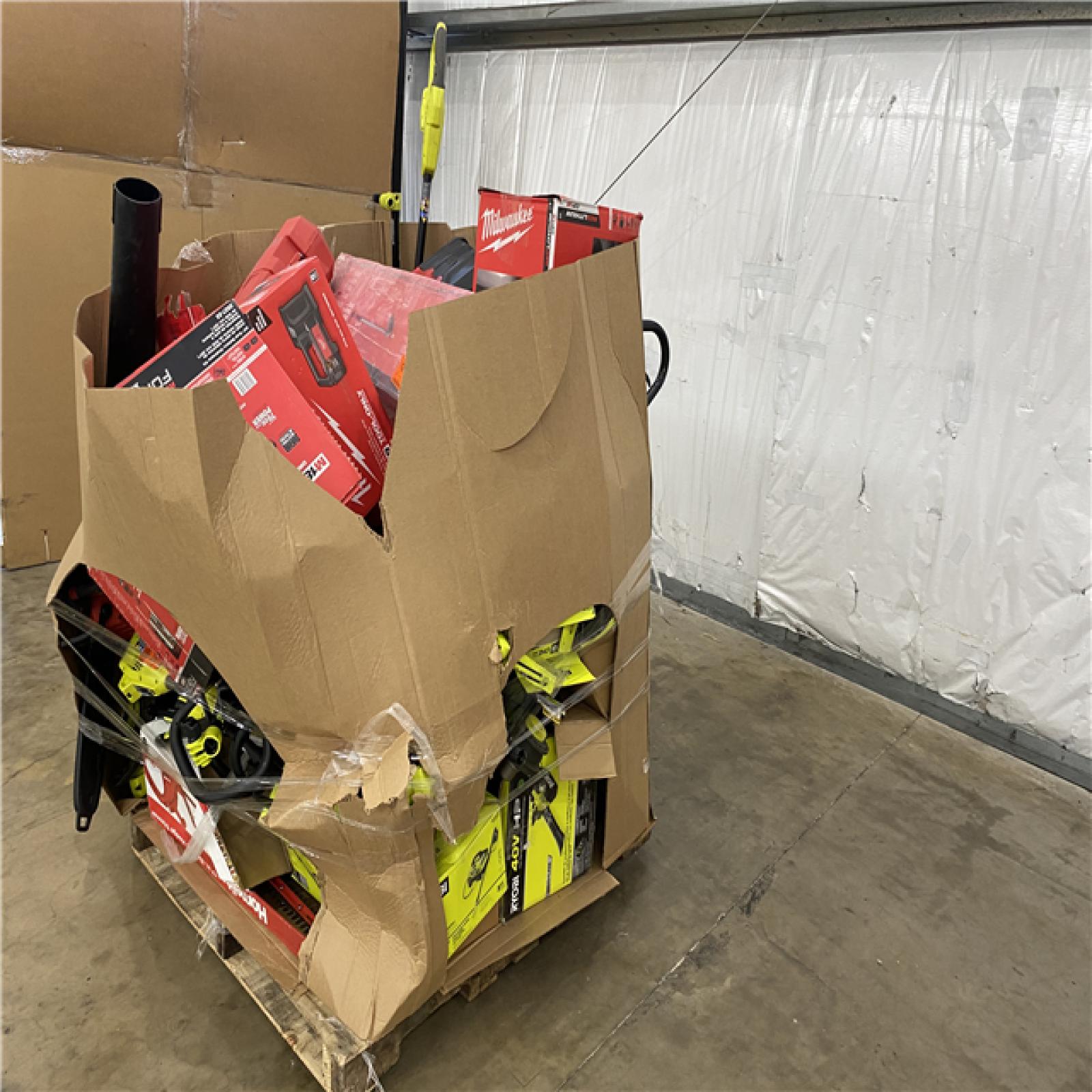 Houston Location AS IS - Tool Pallet