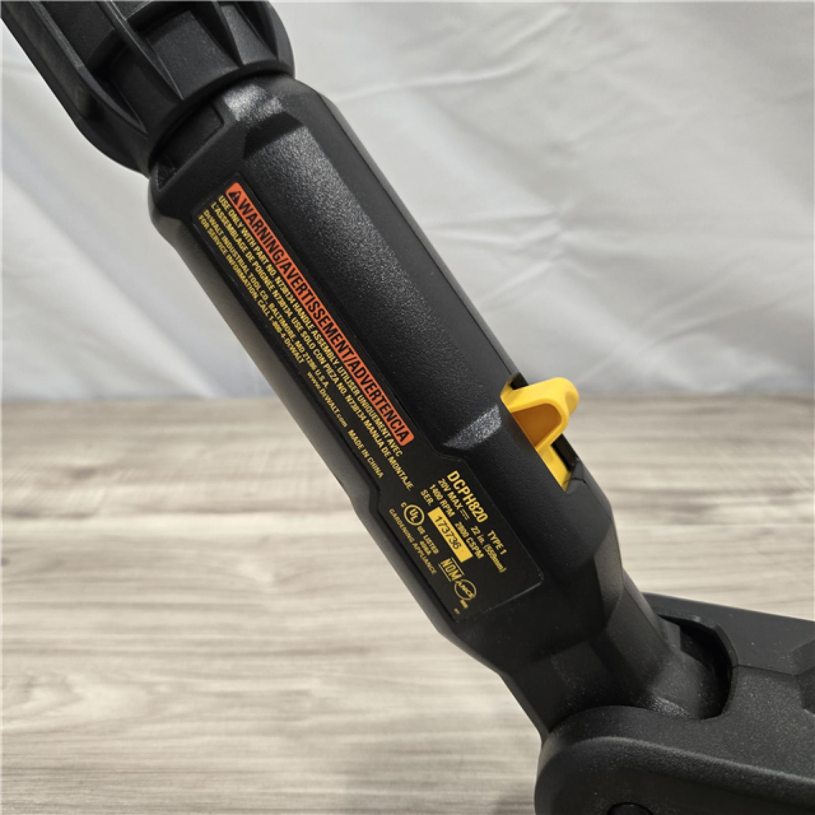 LIKE NEW! - DEWALT 20V MAX Cordless Battery Powered Pole Hedge Trimmer (Tool Only)