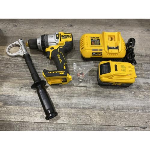 AS-IS DEWALT Atomic 20V Max Lithium-Ion Brushless Cordless Compact 1/4 in. Impact Driver Kit