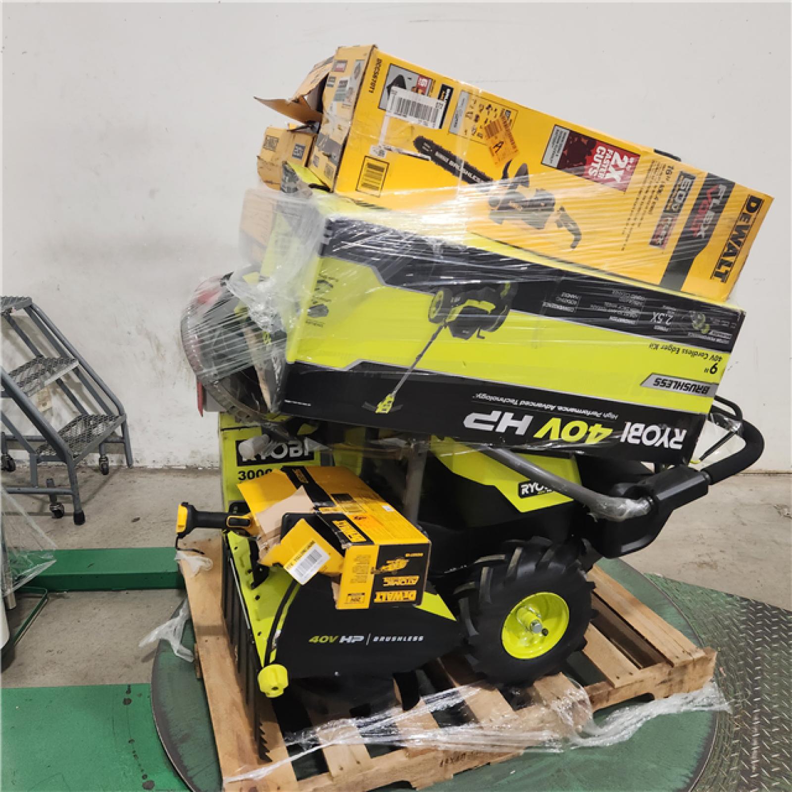 Dallas Location - As-Is Tool Pallet