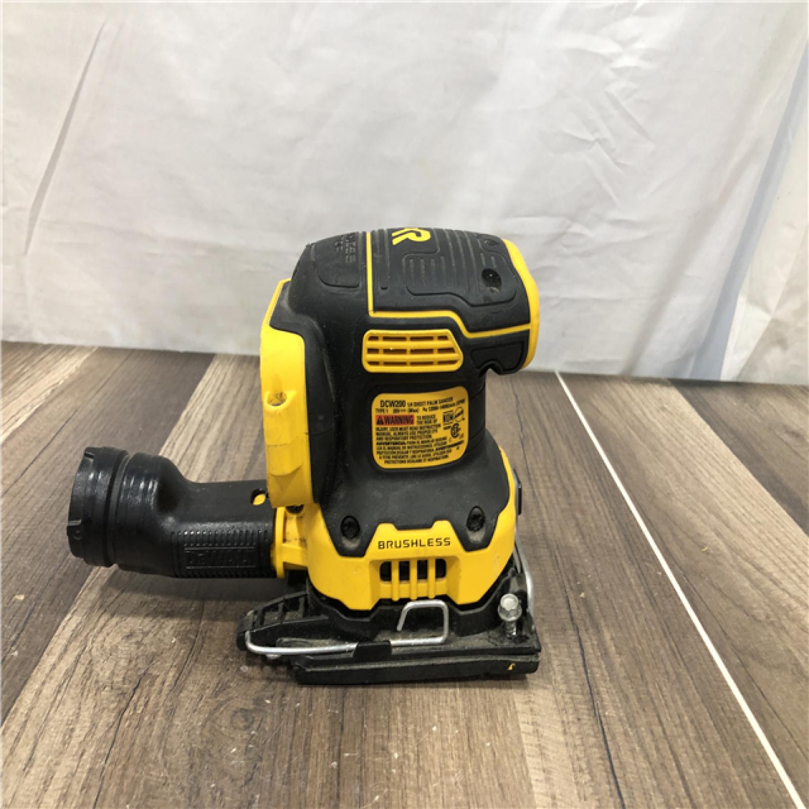AS-IS DEWALT 20V MAX XR Brushless Cordless 1/4 Sheet Variable Speed Sander (Tool Only)