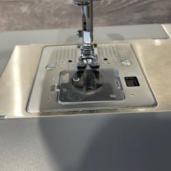 AS-IS SINGER 4452 Heavy Duty Sewing Machine
