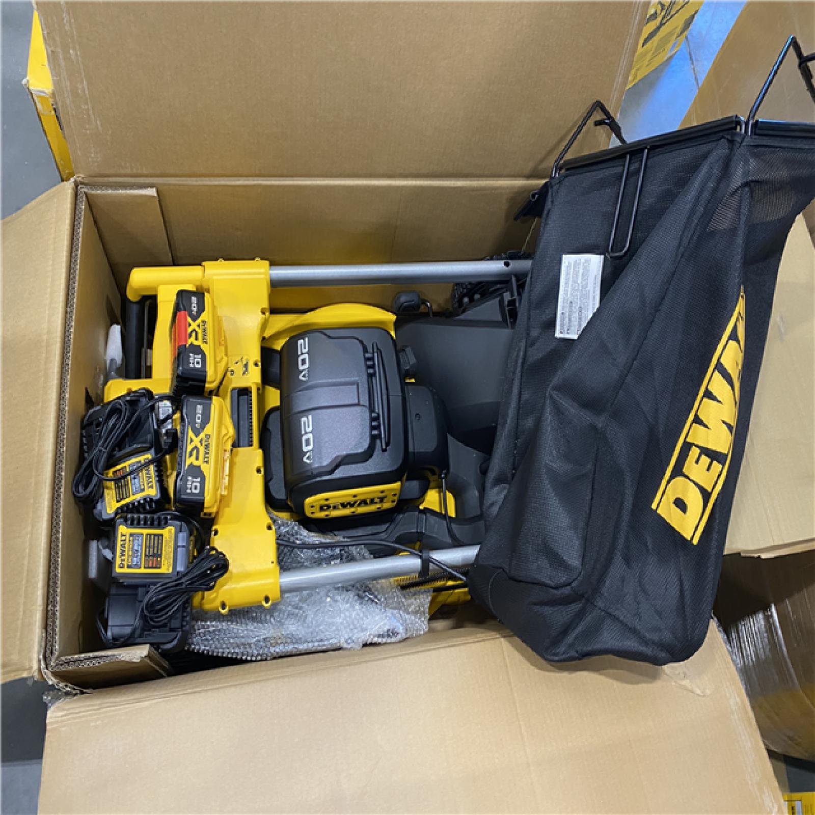 AS-IS 2x20V MAX 21 in. Cordless Battery Powered Self Propelled Lawn Mower Kit with (2) 10 Ah Batteries and Chargers
