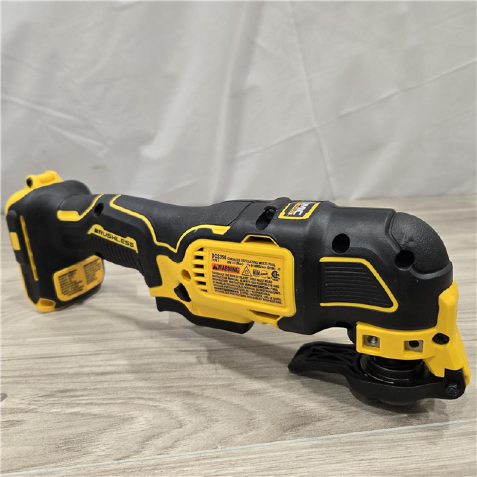 AS-IS DeWalt 20V MAX ATOMIC Cordless Brushless 4-Tool Combo Kit