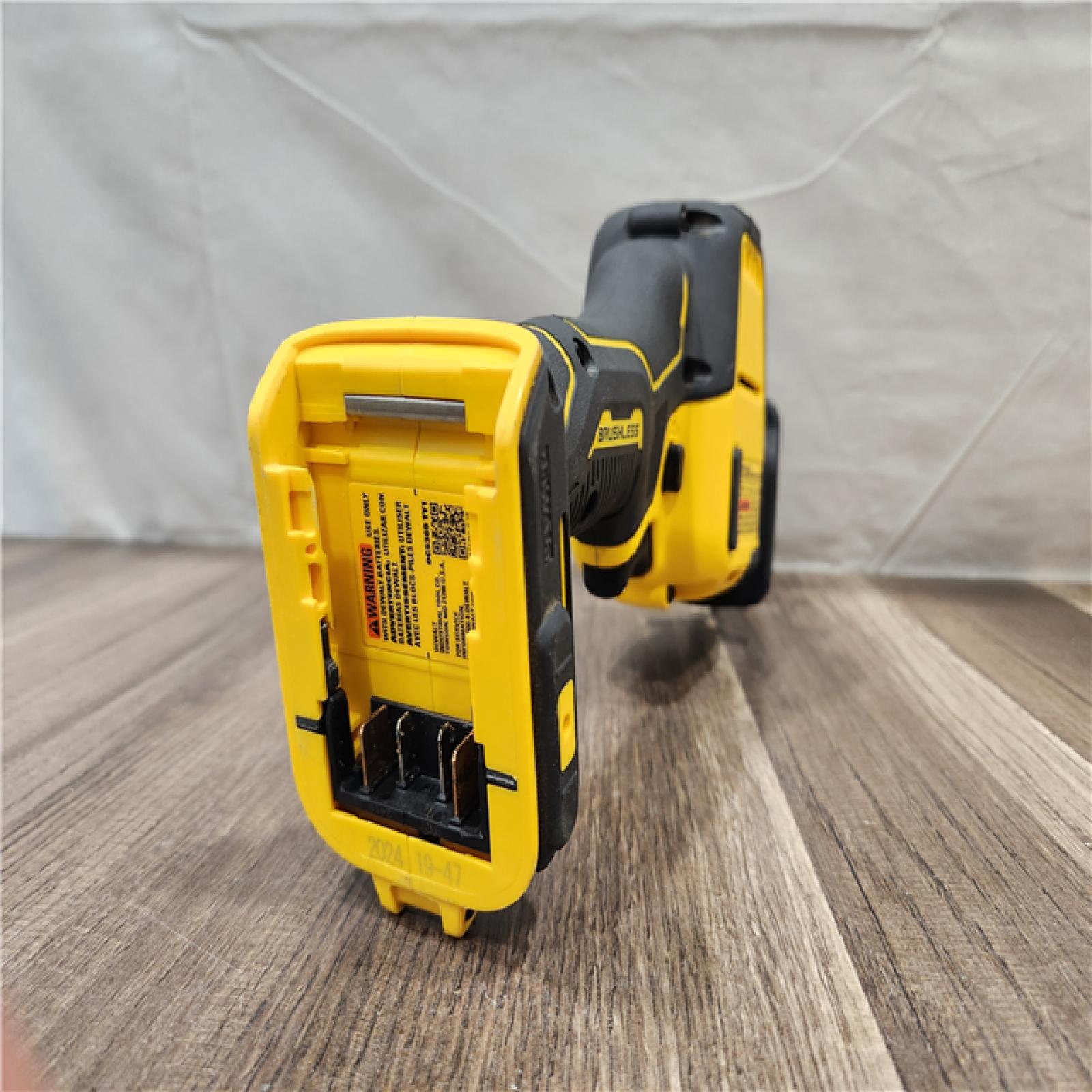 AS-IS- Dewalt ATOMIC 20V MAX Cordless One-Handed Reciprocating Saw (Tool Only)