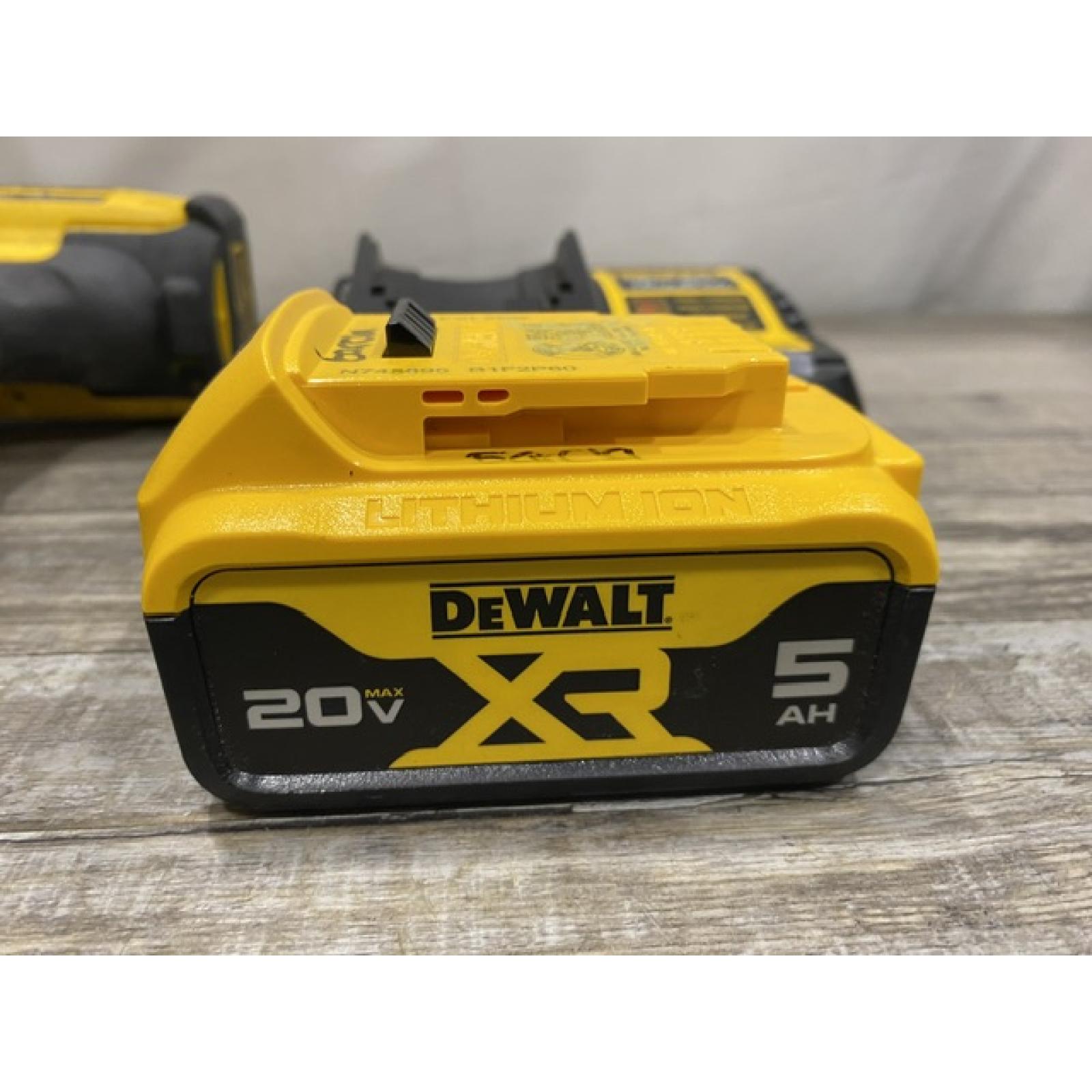 AS-IS DEWALT 20V MAX Lithium-Ion Cordless 1/2 in. Impact Wrench Kit