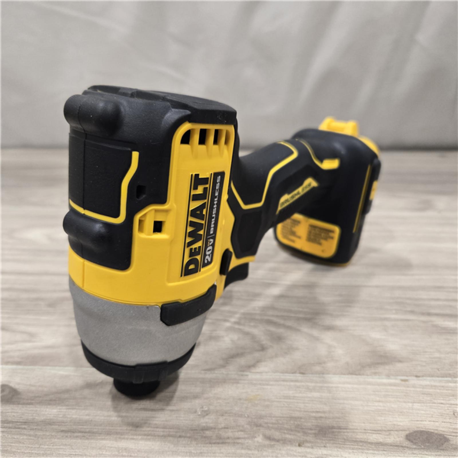 AS-IS DeWALT ATOMIC 20V MAX Cordless Compact Impact Driver Kit