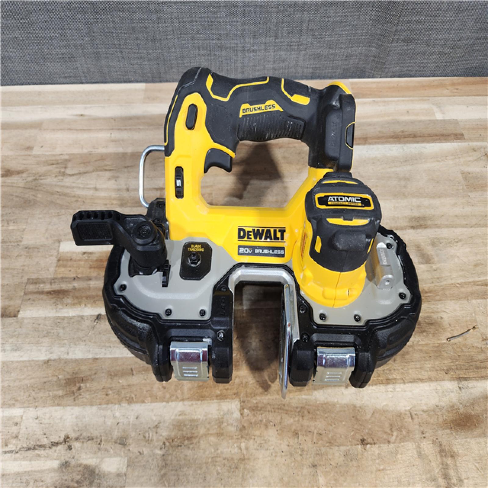 HOUSTON LOCATION - AS-IS DEWALT ATOMIC 20V MAX Cordless Brushless Compact 1-3/4 in. Bandsaw (Tool Only)