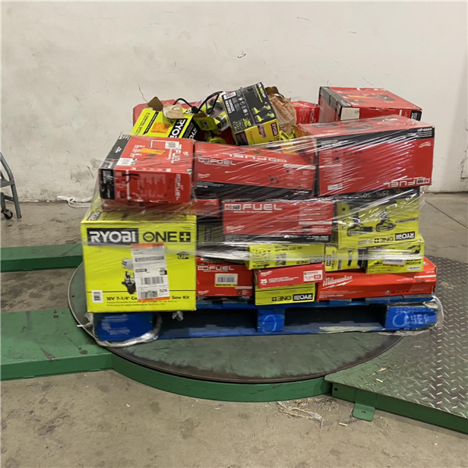 Dallas Location - As-Is Tool Pallet