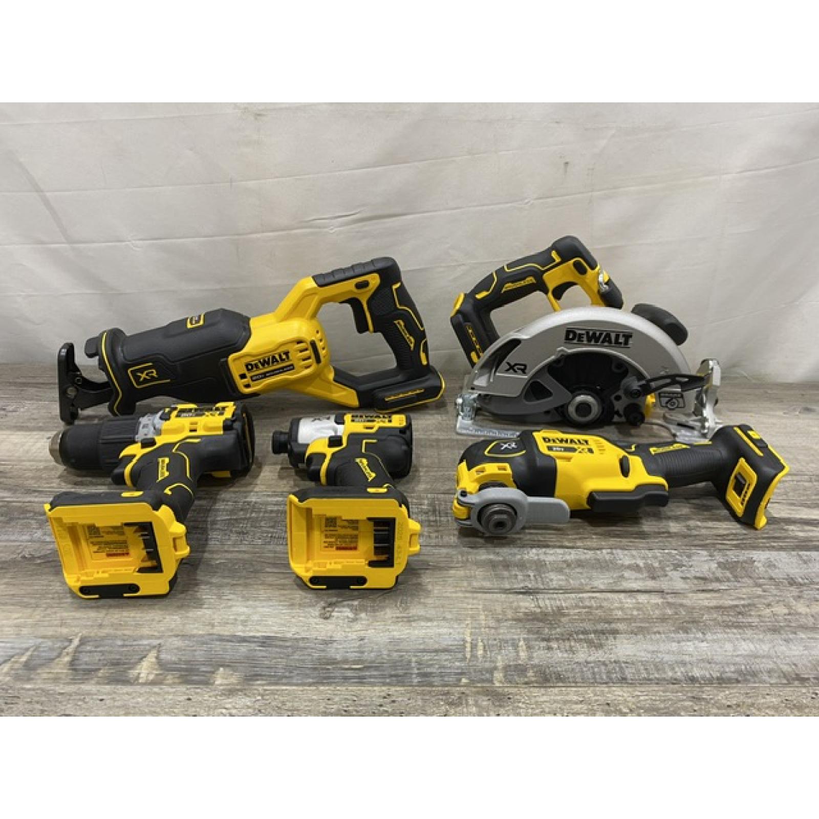 LIKE NEW - DEWALT 20V Lithium-Ion Cordless 5-Tool Combo Kit