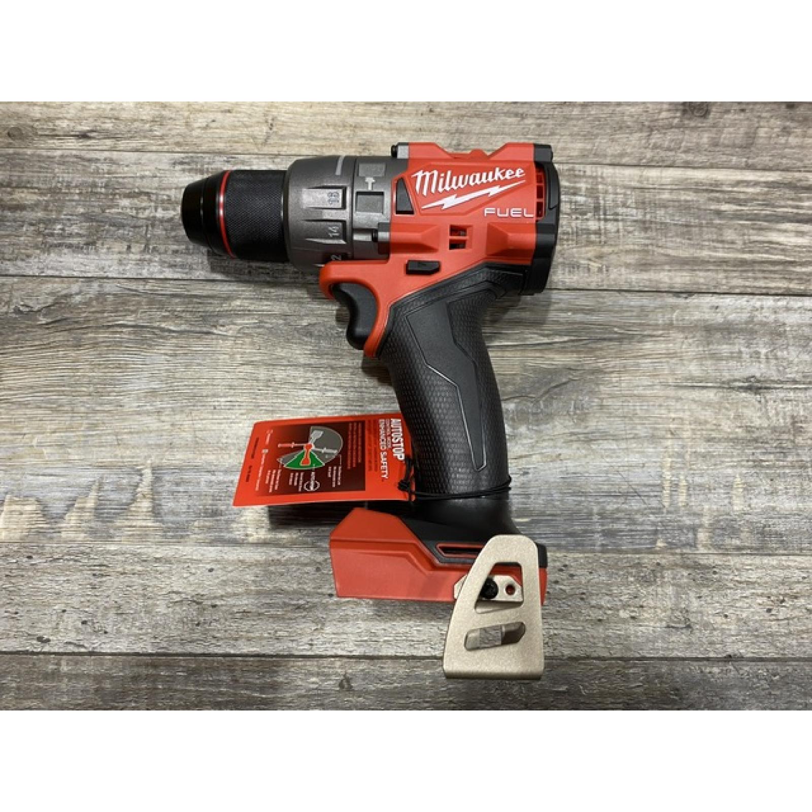 AS-IS Milwaukee FUEL 18V Lithium-Ion Brushless Cordless 1/2 in. Hammer Drill Driver Kit