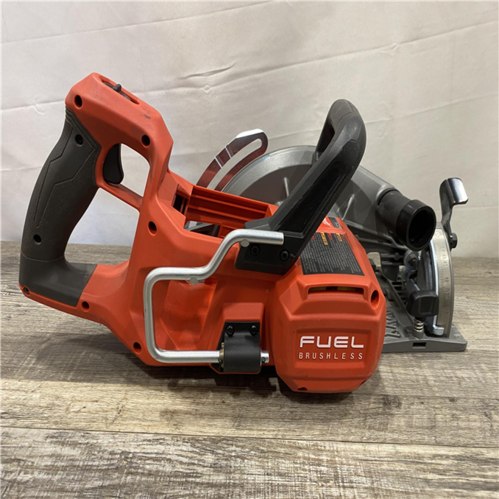 AS-IS Milwaukee FUEL 18V Lithium-Ion Cordless 7-1/4 in. Rear Handle Circular Saw (Tool-Only)