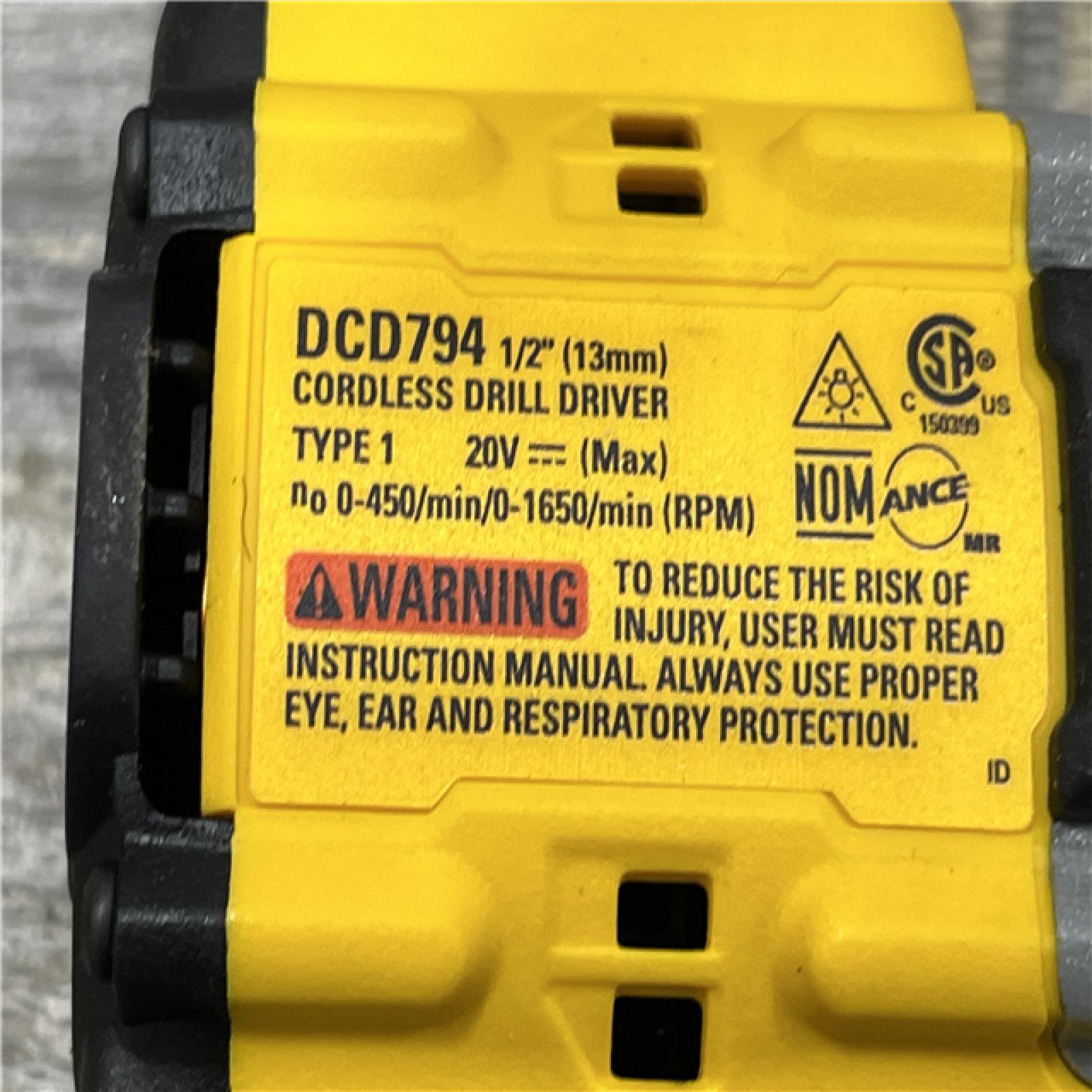 AS-IS DEWALT Atomic 20V Lithium-Ion Cordless Compact 1/2 in. Drill/Driver Kit