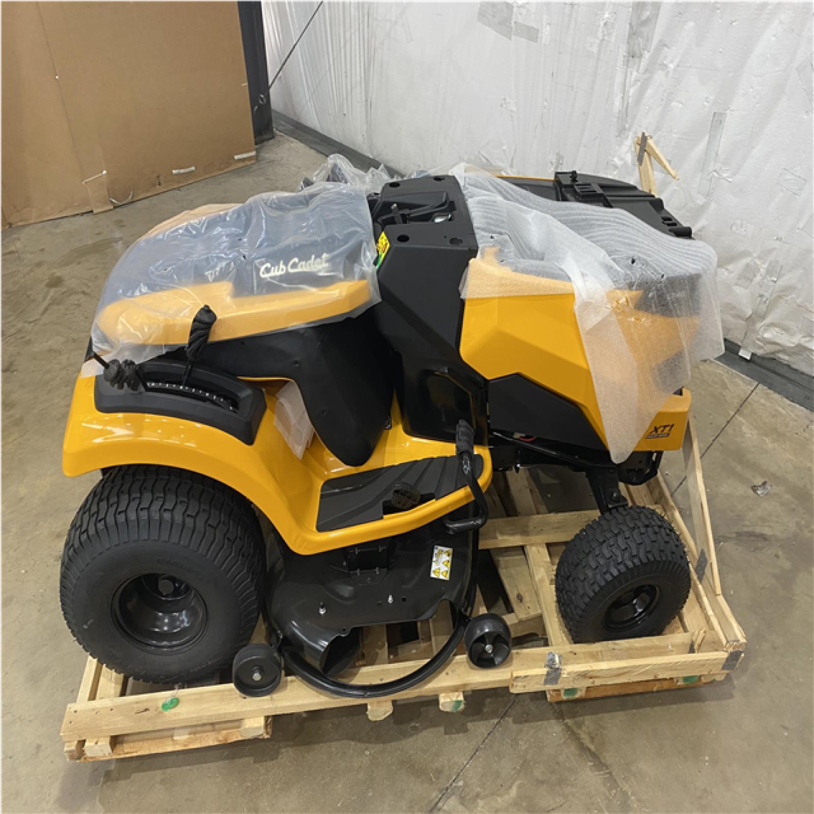 Houston Location - AS-IS Outdoor Power Equipment CUB CADET LT46 SIT DOWN MOWER