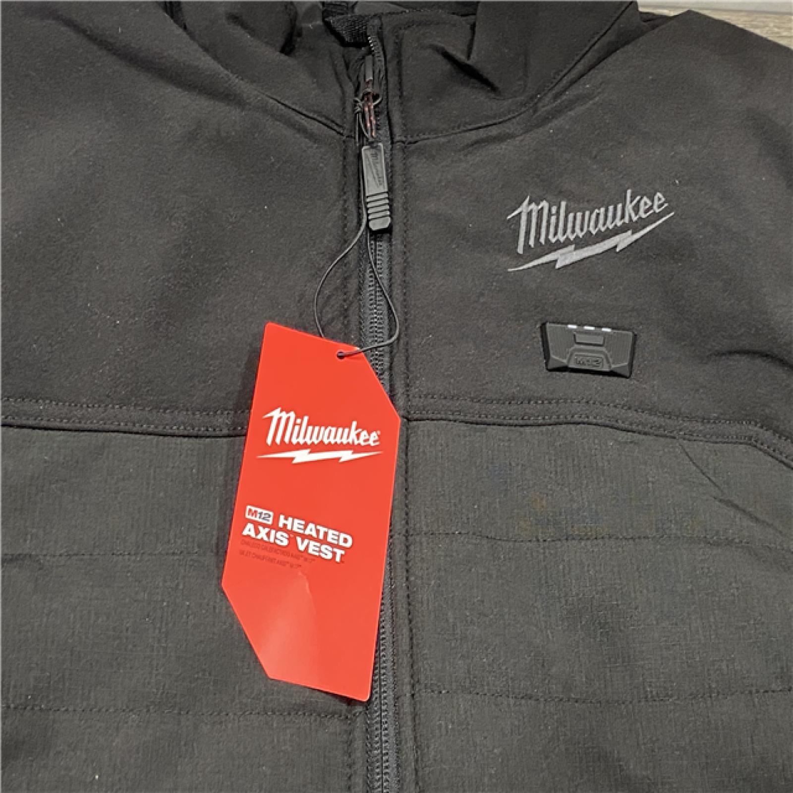 AS-IS Milwaukee Men's Large 12-Volt Lithium-Ion Cordless Axis Black Heated Vest Kit