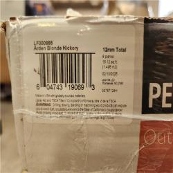 Phoenix Location NEW Pergo Outlast+ Arden Blonde Hickory 12 mm T x 6.1 in. W Waterproof Laminate Wood Flooring (419 sqft/26 case)