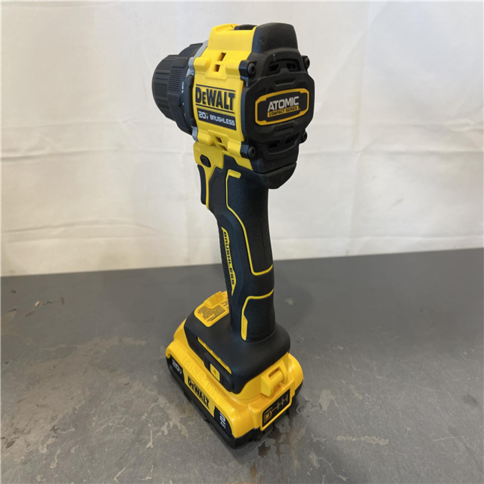 AS-IS - DEWALT ATOMIC 20-Volt Lithium-Ion Cordless Compact 1/2 in. Drill/Driver Kit