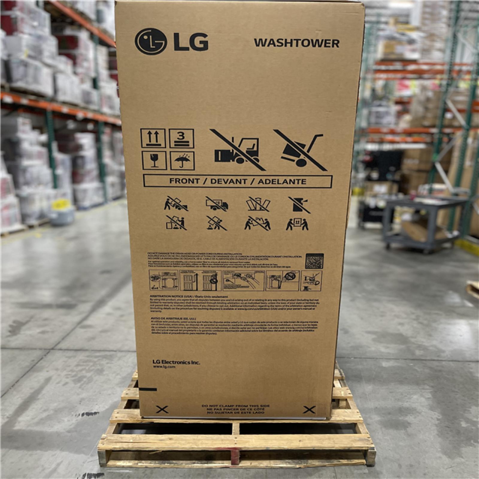 DALLAS LOCATION - LG WashTower Stacked SMART Laundry Center 4.5 Cu.Ft. Front Load Washer & 7.4 Cu.Ft. Electric Dryer in White