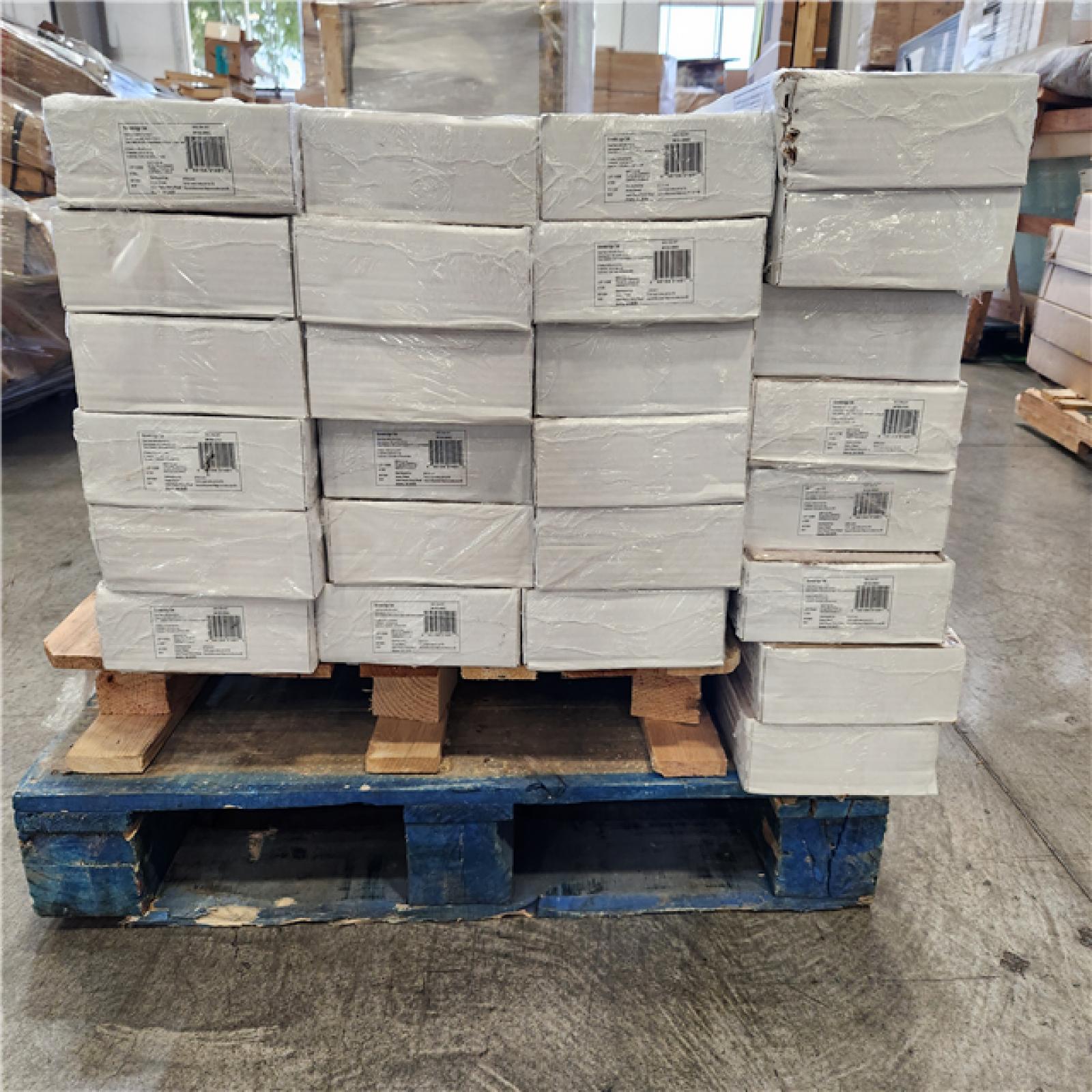 Phoenix Location NEW Lifeproof Stonebridge Oak 14mm T x 8 in. W Waterproof Laminate Wood Flooring(345 sq. ft. 26 case)