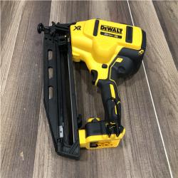 AS-IS DEWALT 20V MAX XR 16-Gauge Electric Cordless Angled Finishing Nailer Kit