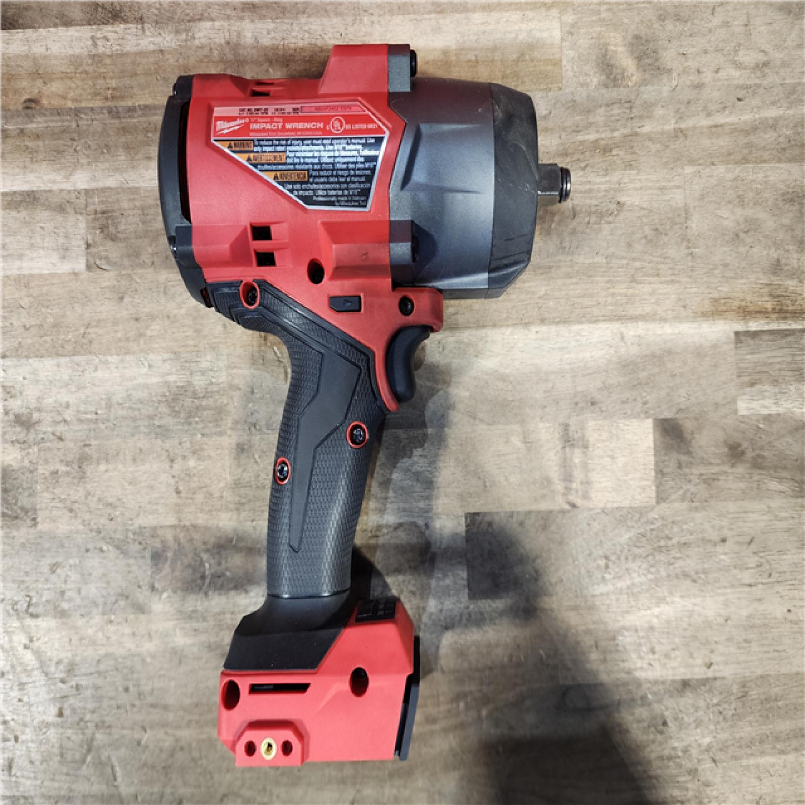 HOUSTON LOCATION - AS-IS Milwaukee M18 1/2 in. Cordless Brushless High Torque Impact Wrench Kit (Battery & Charger)