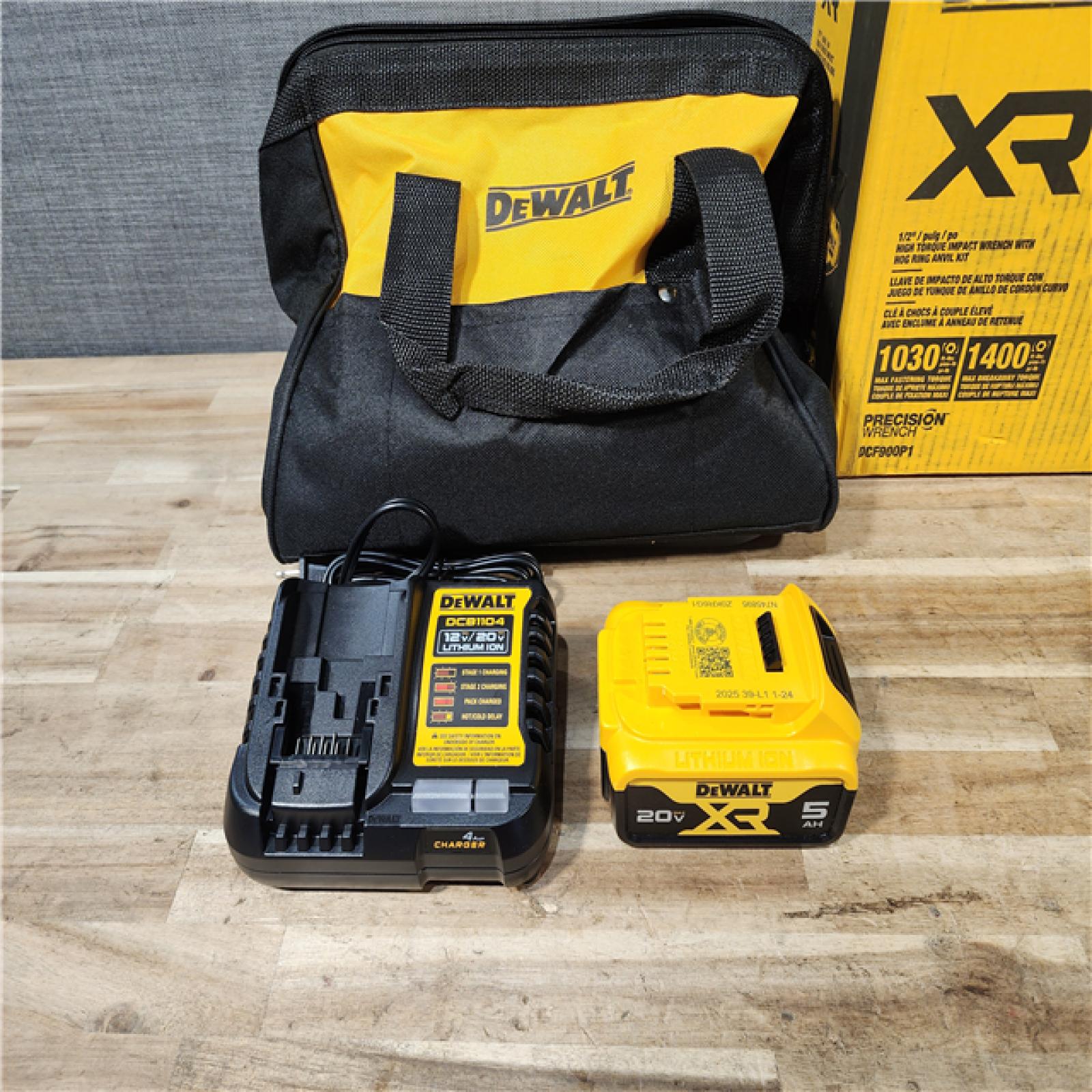 HOUSTON LOCATION - AS-IS (APPEARS LIKE NEW) DEWALT 20V MAX Lithium-Ion Cordless 1/2 in. Impact Wrench Kit