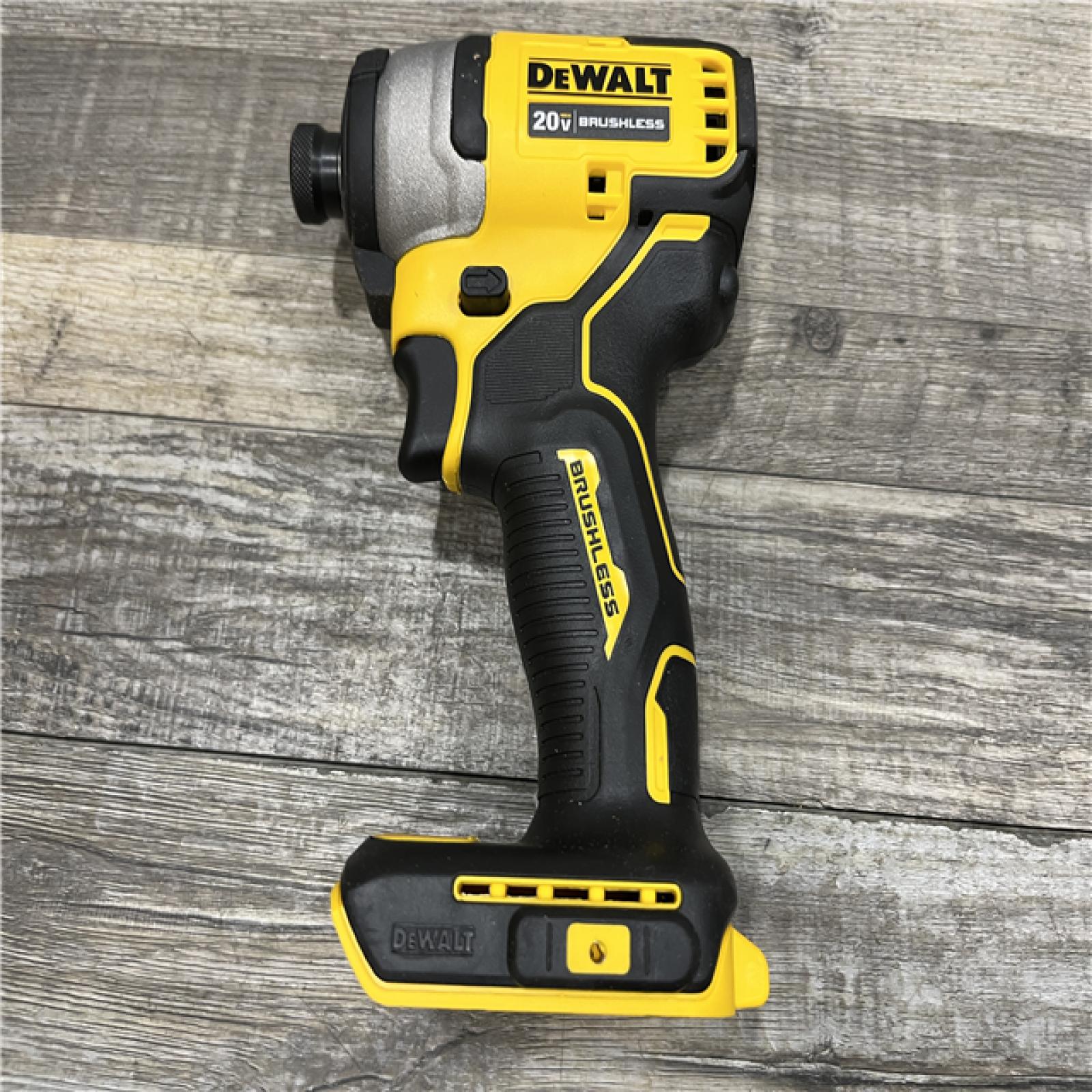 AS-IS DEWALT Atomic 20V Max Lithium-Ion Brushless Cordless Compact 1/4 in. Impact Driver Kit