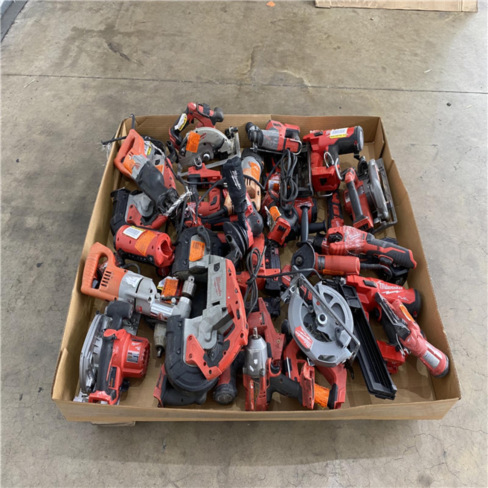 Houston Location AS IS - Tool Pallet