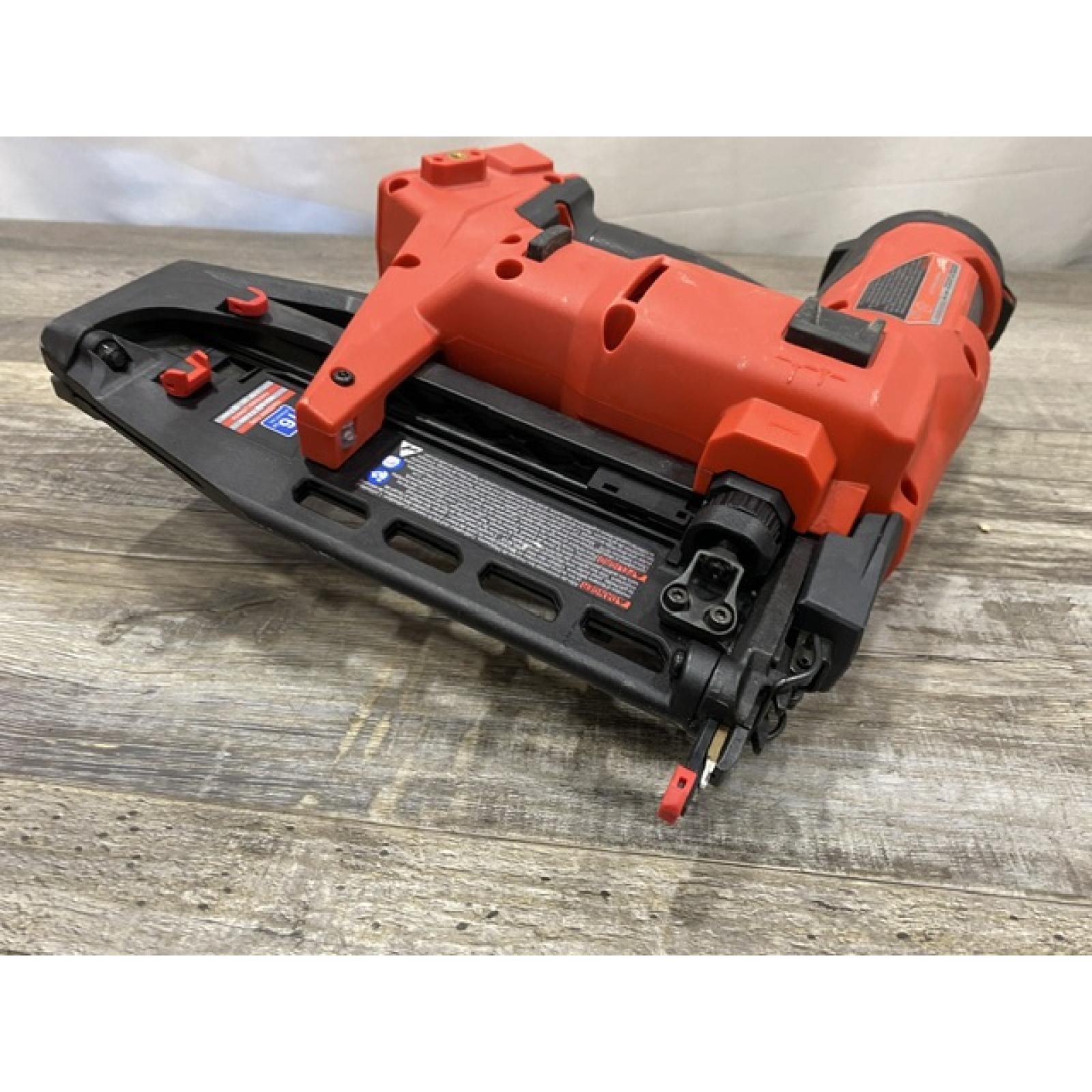 AS-IS Milwaukee FUEL 18-Volt Lithium-Ion Brushless Cordless Gen ll 16-Gauge Straight Finish Nailer (Tool Only)