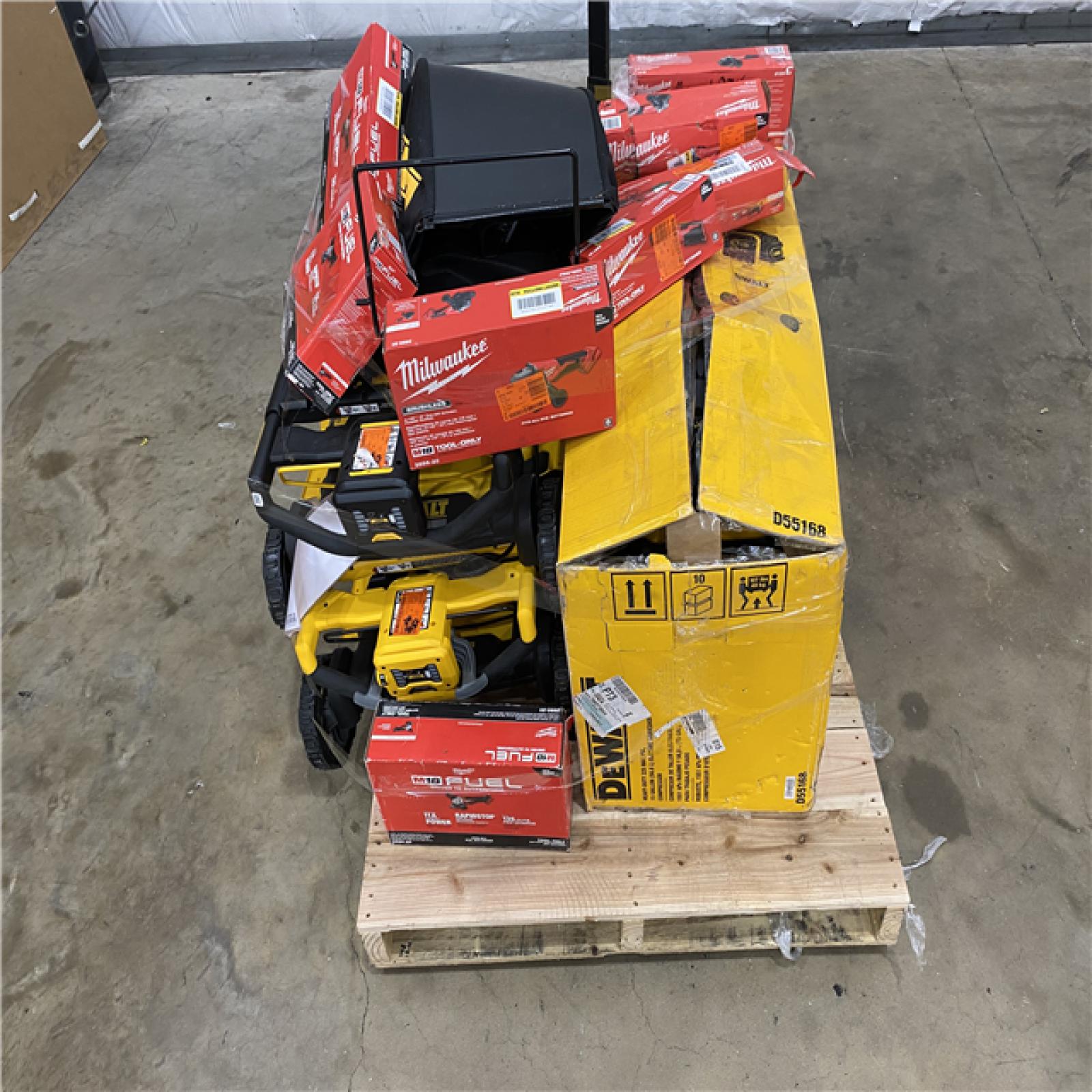 Houston Location AS IS - Tool Pallet