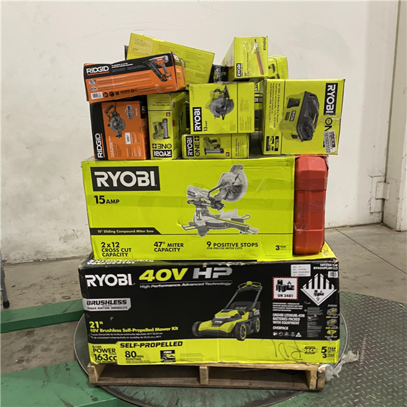 Dallas Location - As-Is Tool Pallet