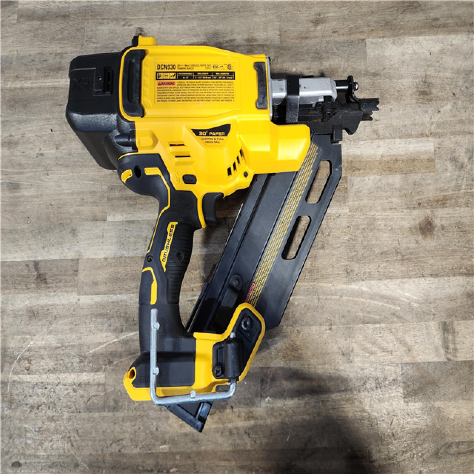 HOUSTON LOCATION - AS-IS DEWALT 20V 30 Degree Cordless Framing Nailer (Tool-Only)