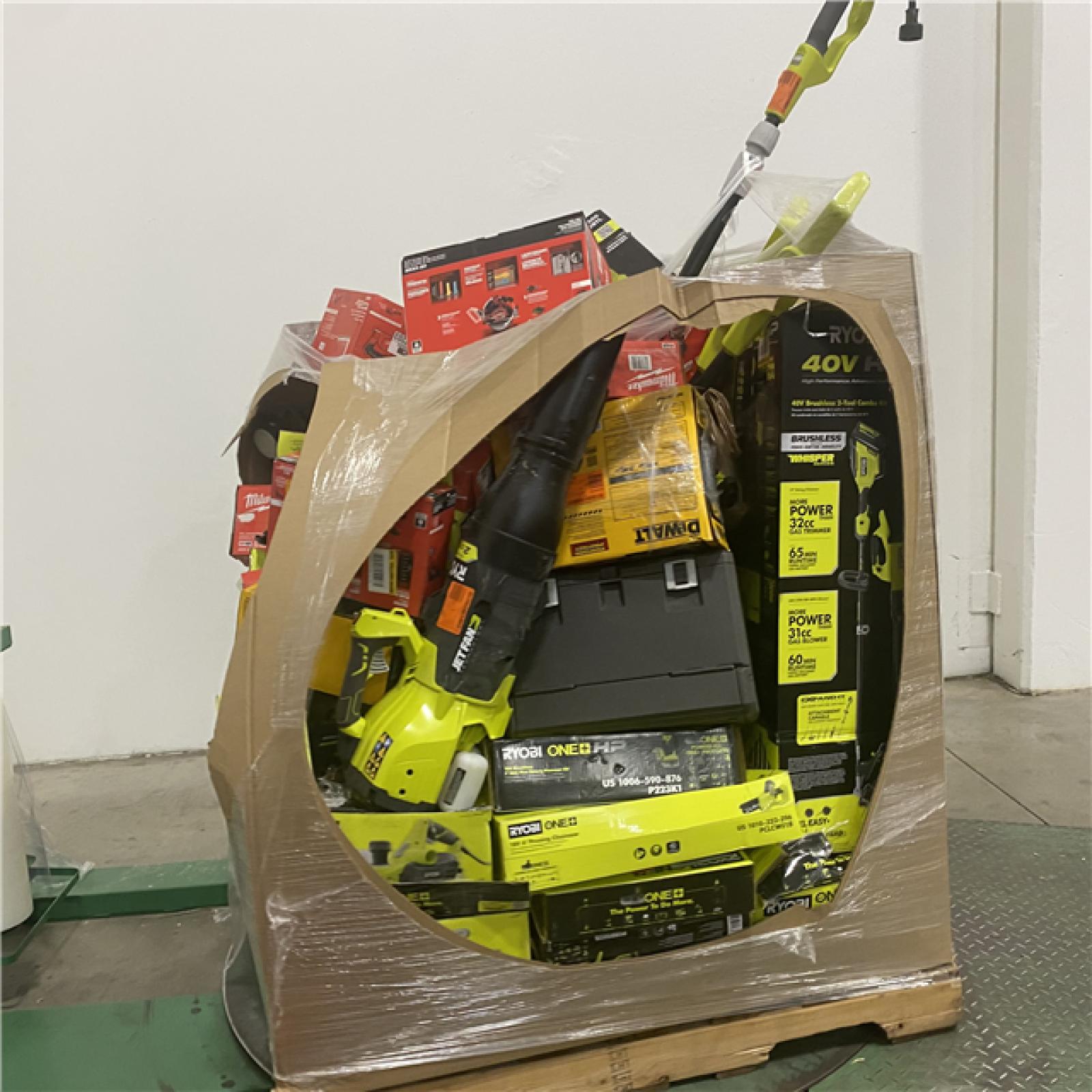 Dallas Location - As-Is Tool Pallet