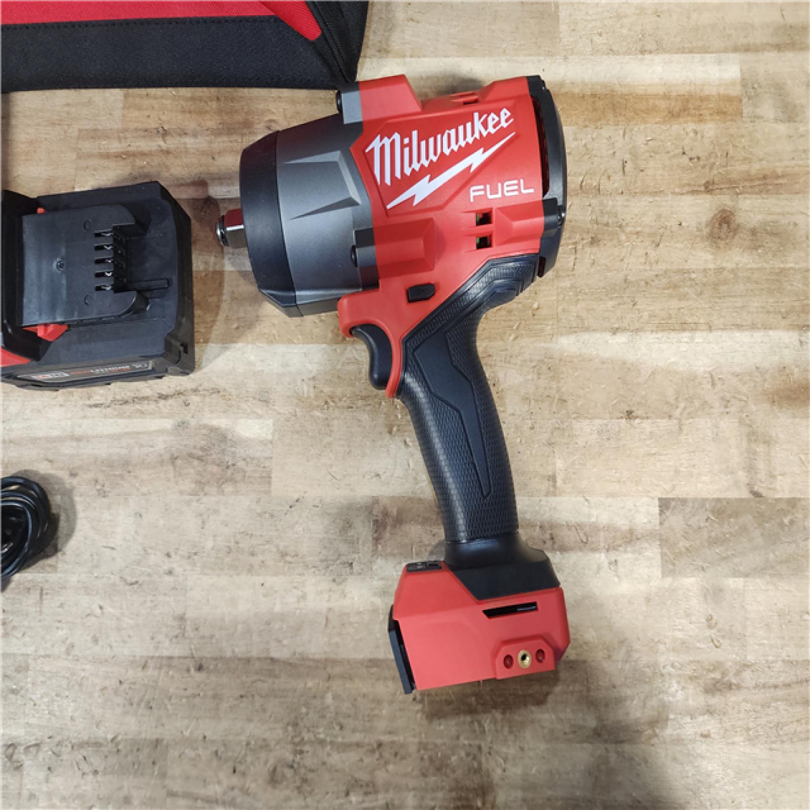 HOUSTON LOCATION - AS - IS Milwaukee FUEL 18V Lithium-Ion Brushless Cordless 1/2 in. Impact Wrench w/Friction Ring Kit