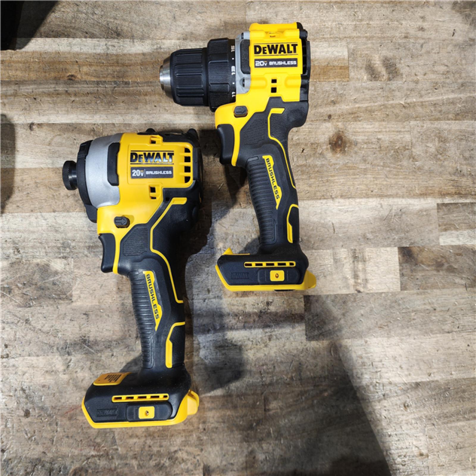 HOUSTON LOCATION - AS-IS Dewalt DCK225D2 20V MAX ATOMIC Brushless Compact Lithium-Ion 1/2 in. Cordless Drill Driver and 1/4 in. Impact Driver Combo Kit with 2 Batteries 2 Ah
