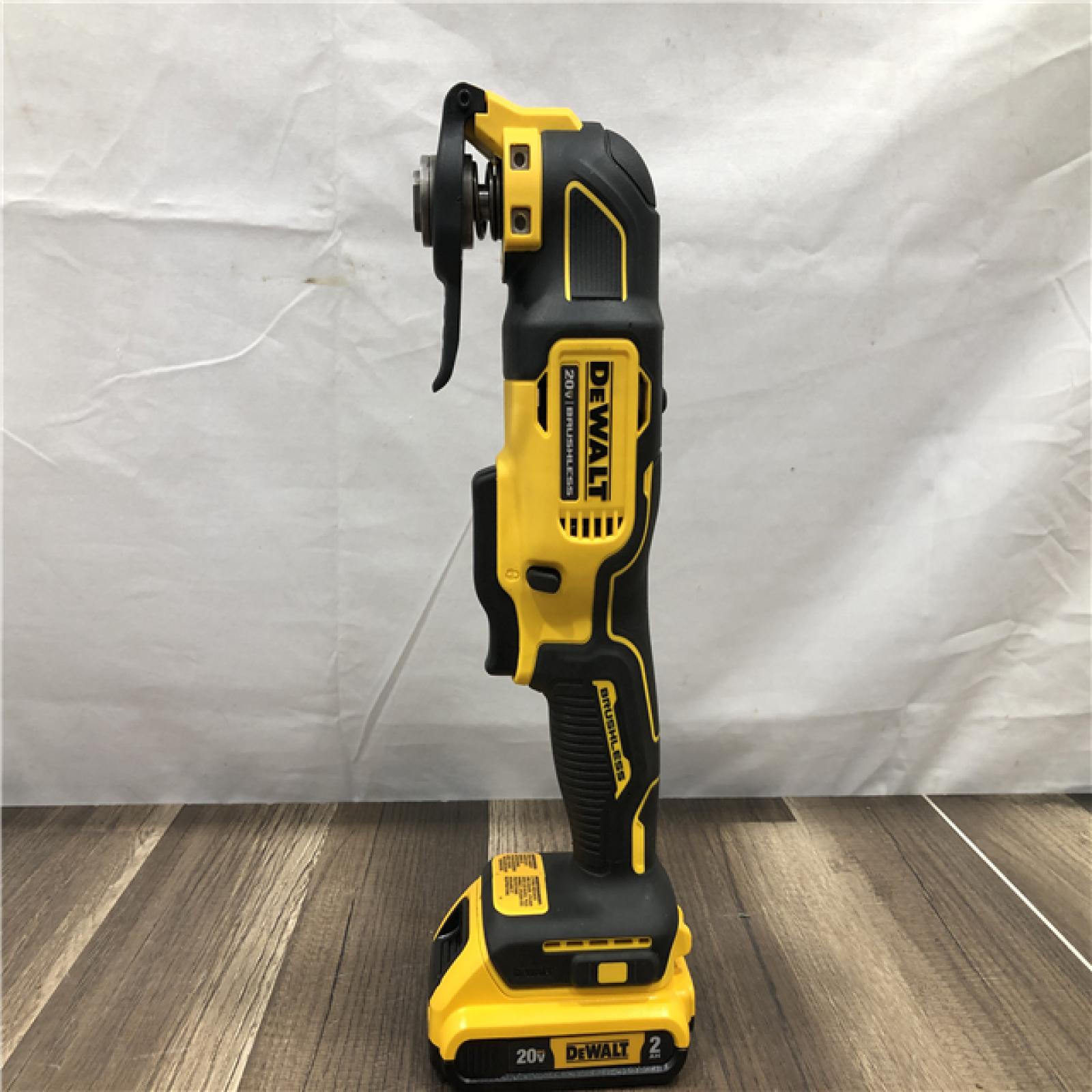 AS-IS DEWALT ATOMIC 20V MAX Cordless Brushless Oscillating Multi Tool with