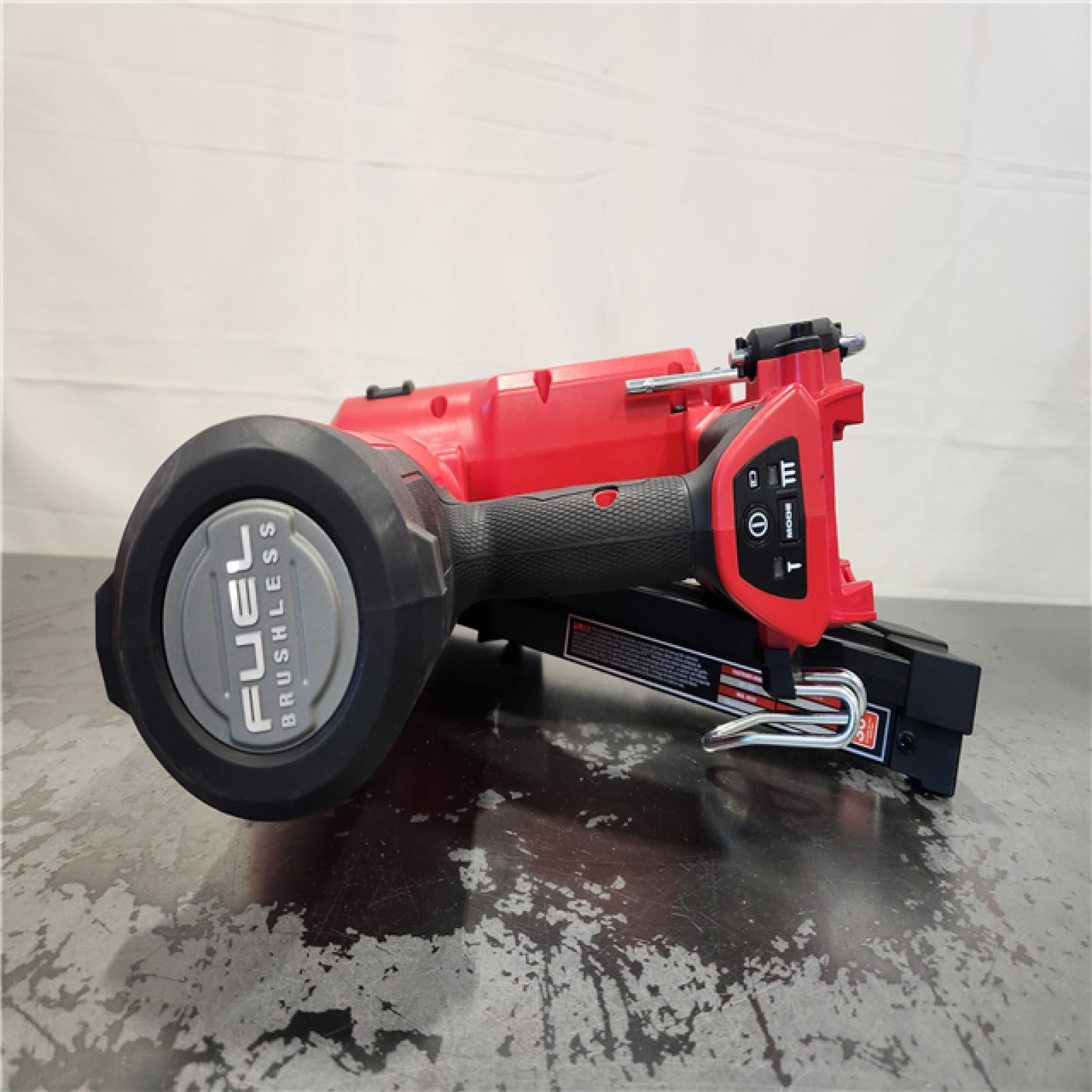 AS-IS- MILWAUKEE 21 DEGREE FRAMING NAILER (TOOL ONLY)