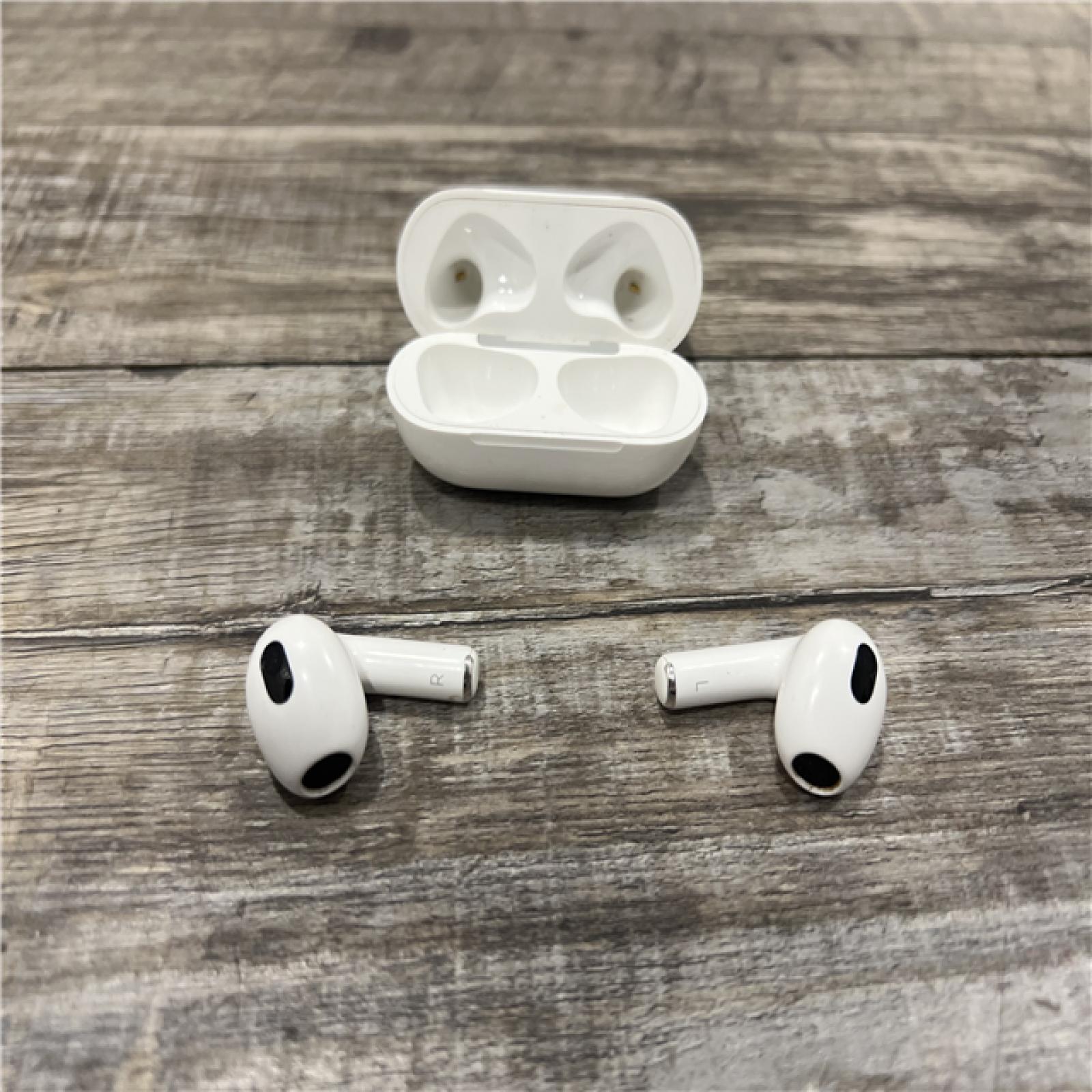 AS-IS AirPods (3rd Generation) with Lightning Charging Case
