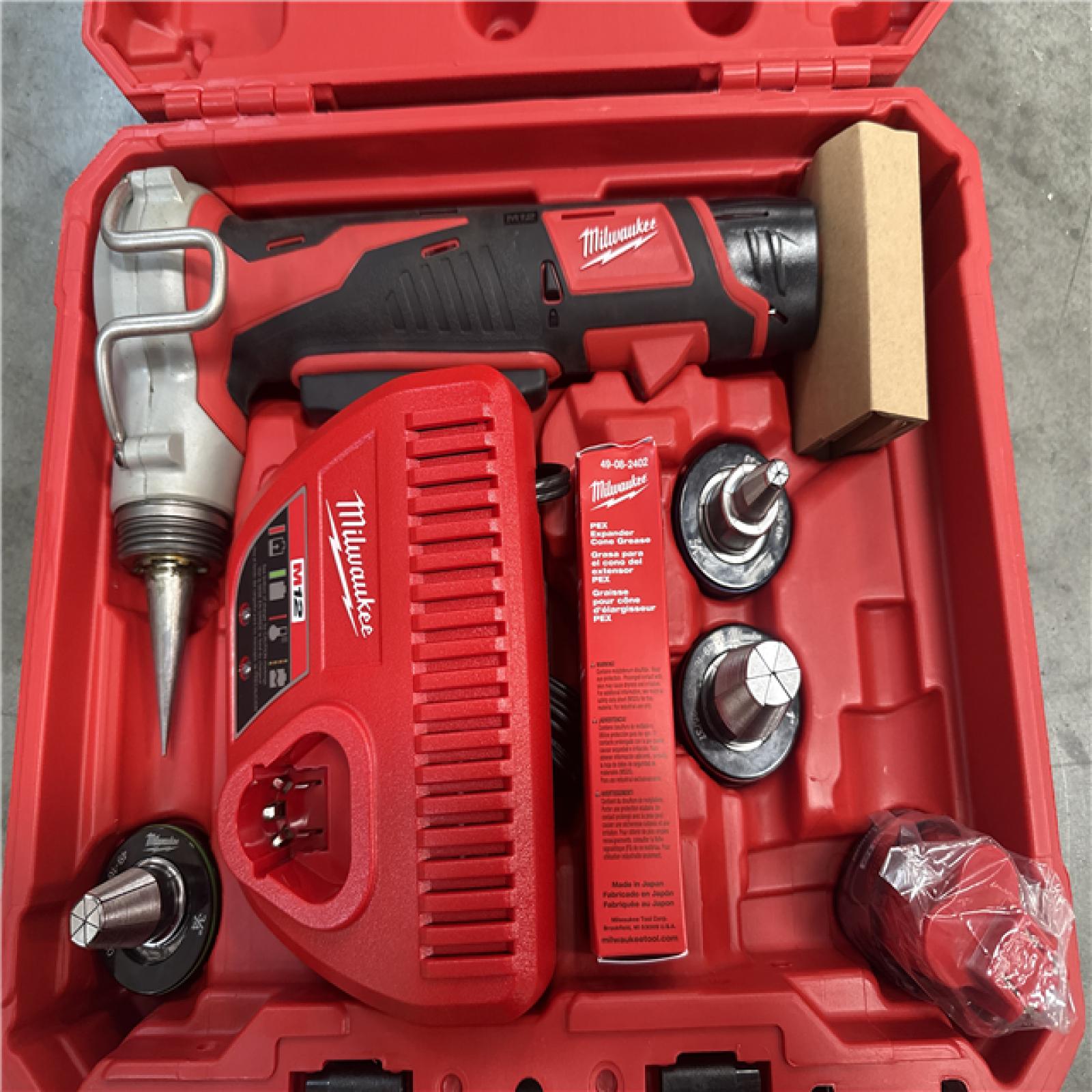 CALIFORNIA AS-IS MILWAUKEE M12 PEX EXPANDER KIT