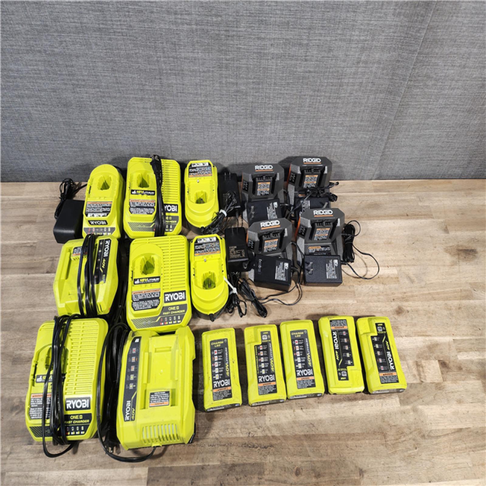 HOUSTON LOCATION - AS-IS MIXED BATTERY CHARGER PACK QTY - 17
