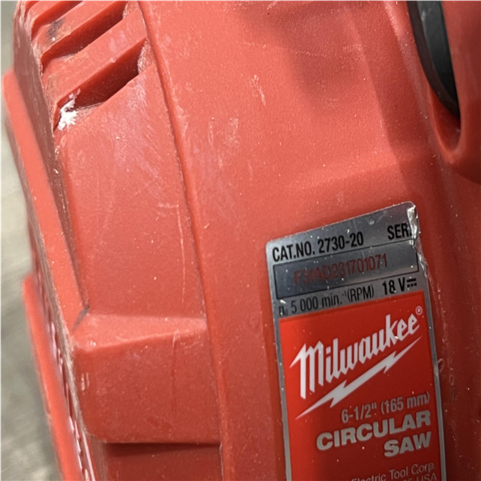 AS-IS Milwaukee FUEL 18V Lithium-Ion Brushless Cordless 6-1/2 in. Circular Saw (Tool-Only)