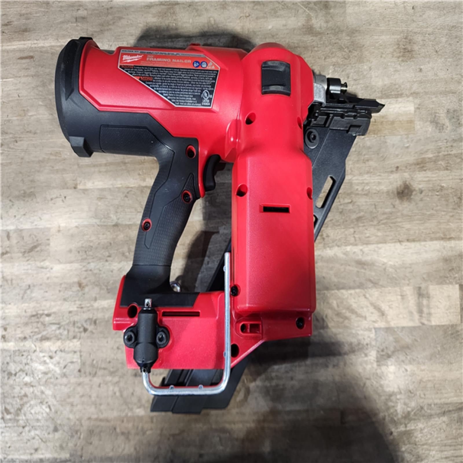 HOUSTON LOCATION - AS-IS (APPEARS LIKE NEW) Milwaukee M18 FUEL 30 Degree Framing Nailer (TOOL ONLY)