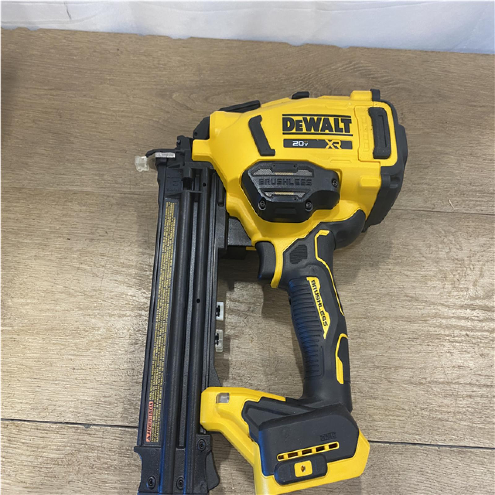 AS-IS DEWALT 20V MAX XR 18 Gauge Cordless Brad Nailer (Tool Only)