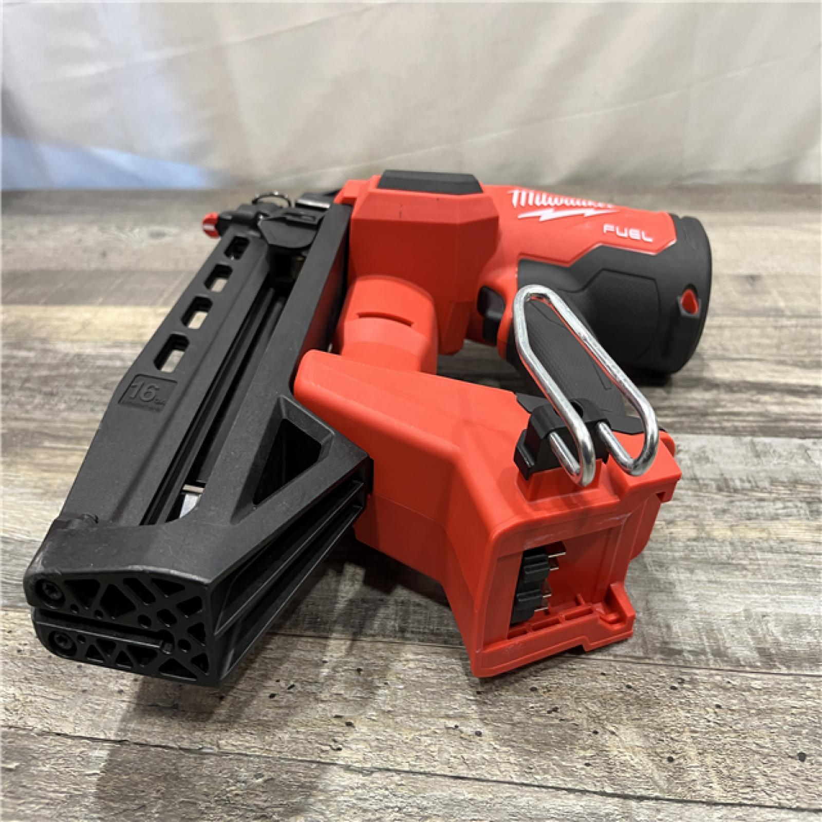 AS-IS Milwaukee FUEL 18-Volt Lithium-Ion Brushless Cordless Gen ll 16-Gauge Straight Finish Nailer (Tool Only)