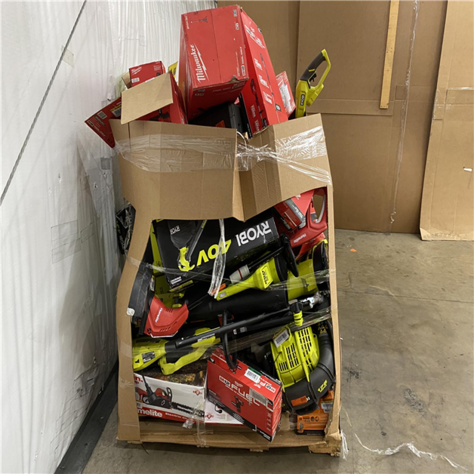 Houston Location AS IS - Tool Pallet