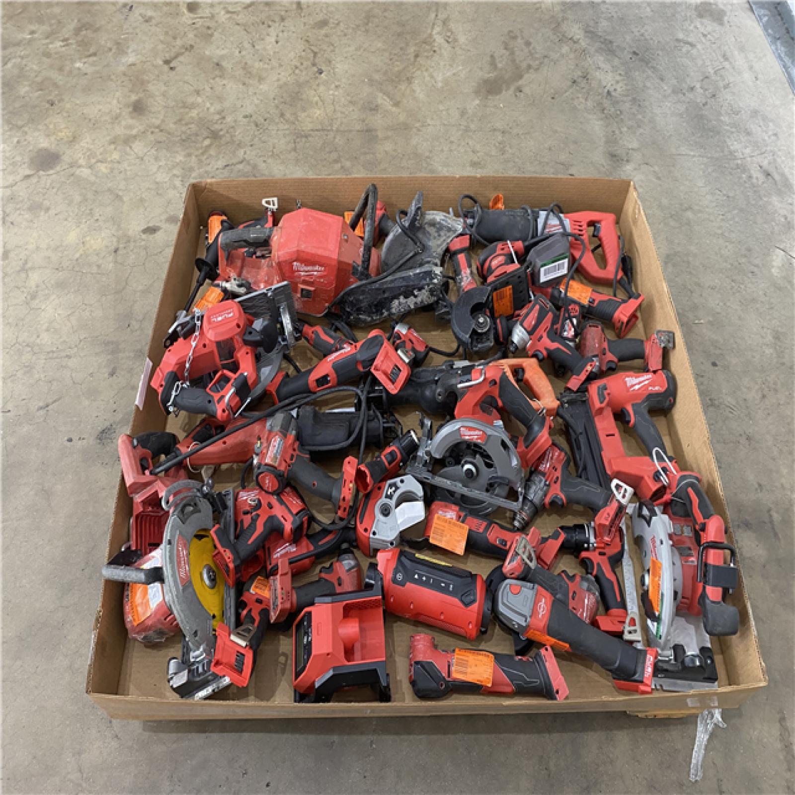 Houston Location AS IS - Tool Pallet