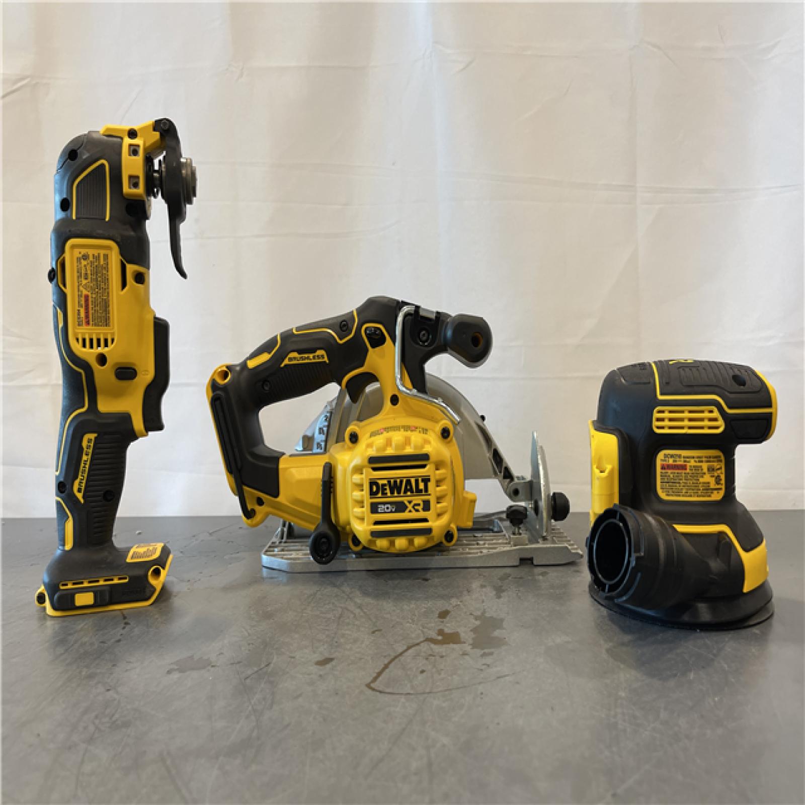 AS-IS -  DEWALT 20-Volt MAX Lithium-Ion Cordless 7-Tool Combo Kit