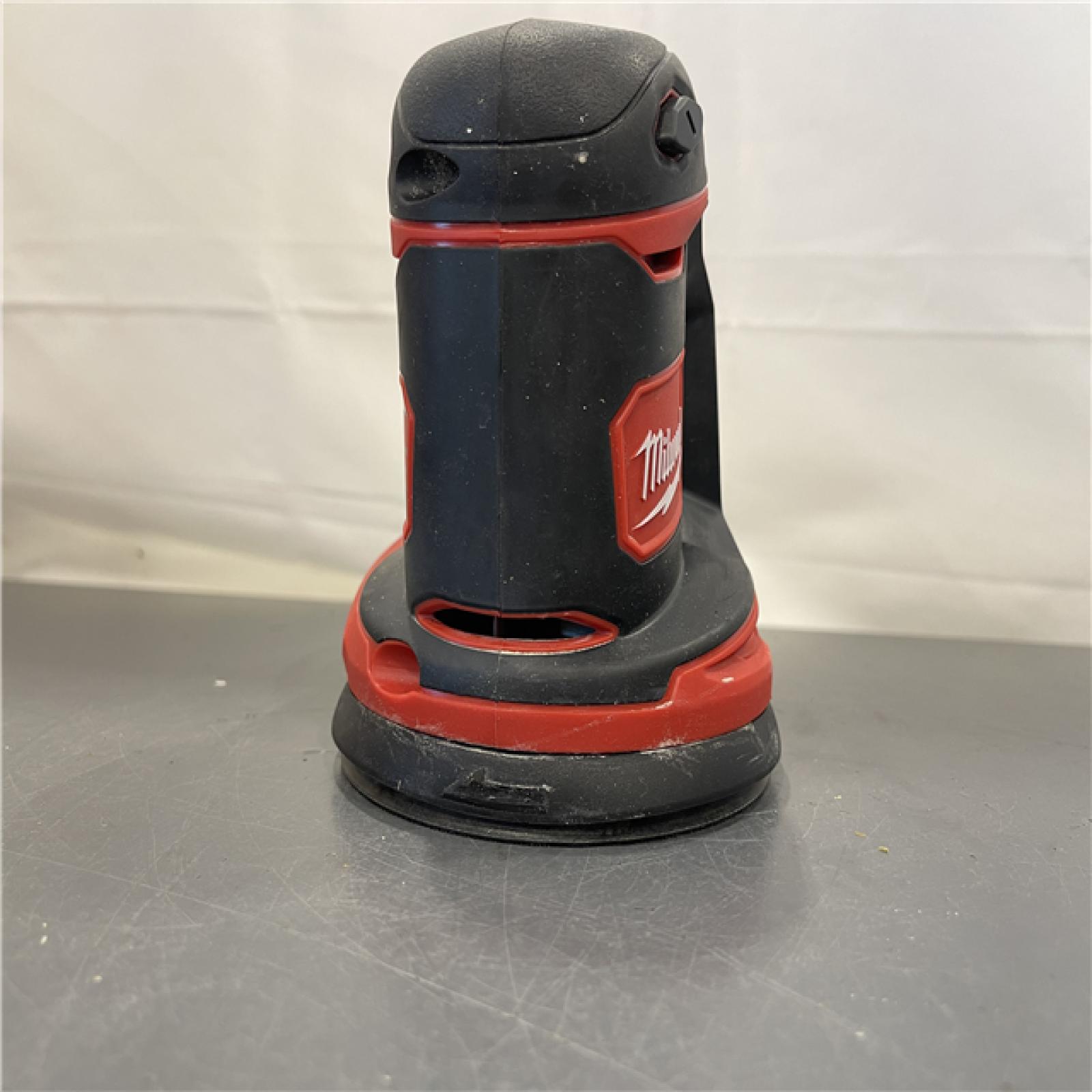 AS-IS - Milwaukee M18 18V Lithium-Ion Cordless 5 in. Random Orbit Sander