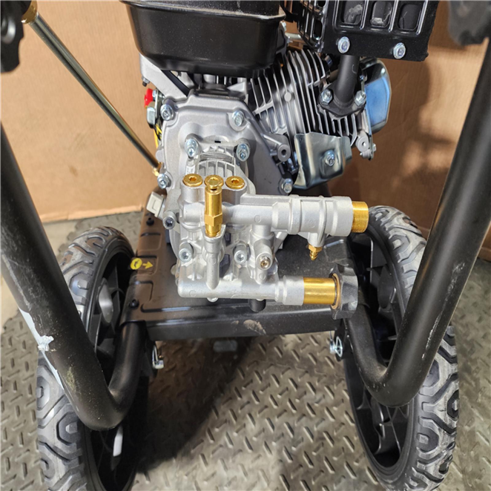 HOUSTON LOCATION - AS-IS DEWALT 3400 PSI 2.5 GPM Gas Cold Water Pressure Washer with 208cc Engine